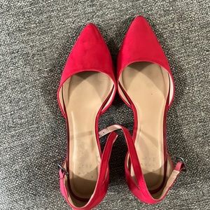 Ladies red dress shoes. Perfect for a night out